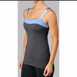 Lululemon heart tank thick strap scoop neck size 4